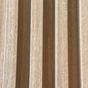 Bardage Mural PVC Grid Bicolore Sable et Noyer — Grid Board KM-2 | 2800 × 165 × 23 mm