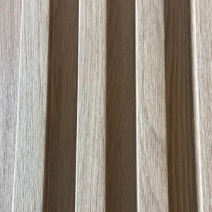 Bardage Mural PVC Grid Bicolore Chêne Clair — Grid Board KX-3 | 2800 × 165 × 23 mm