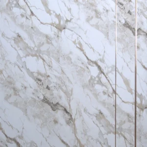 Panneau Mural SPC Imitation Marbre Blanc Rainures Dorées — Sheet Board ST-09 | 2900 × 1220 × 8 mm